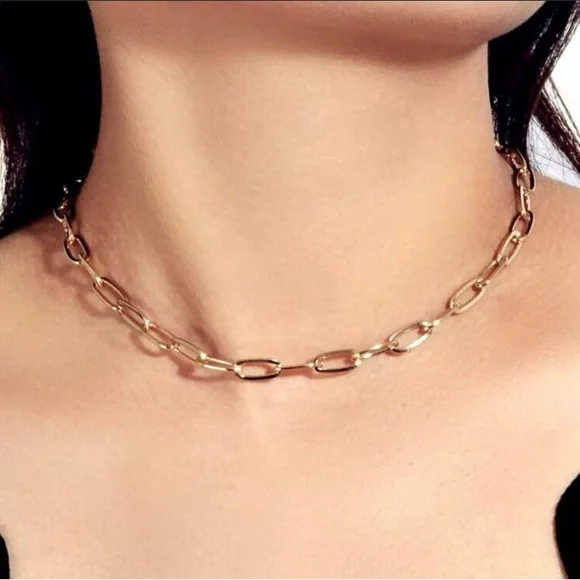 Chunky gold chain link necklace 16” long with 2-3/4” extender & lobster clasp - Picture 1 of 2